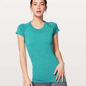 Lululemon Swiftly Tech Short Sleeve Crew (Blue) Size 6